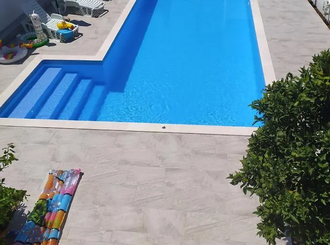 Mirko&ana アパート