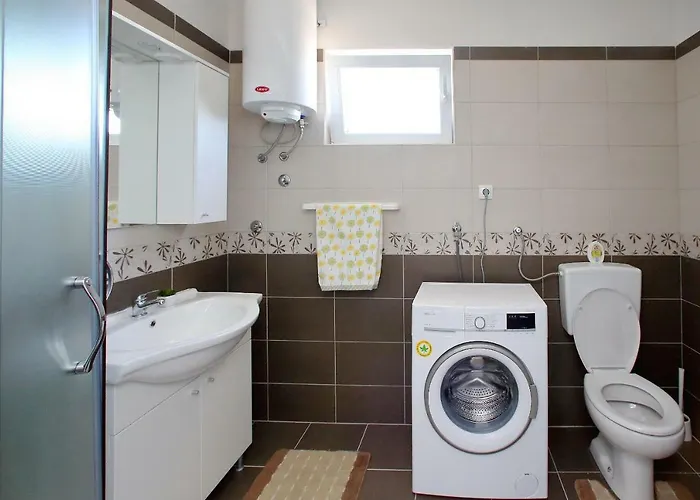 アパート Mirko&ana